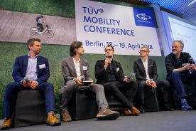 Bildbeispiel: Eventfotograf für TÜV Mobility Kongress in Berlin